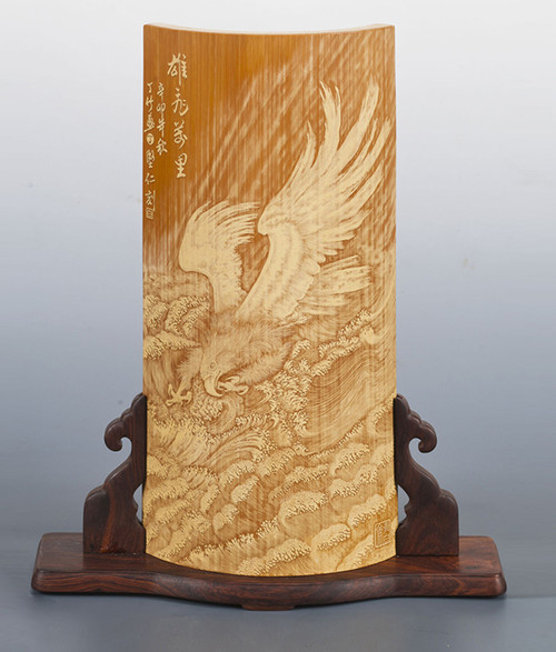 《中原艺术网》向您推荐淡雅奇葩的竹雕艺术供欣赏