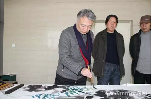 河南省美术家协会爱心助残创作笔会在郑州举行